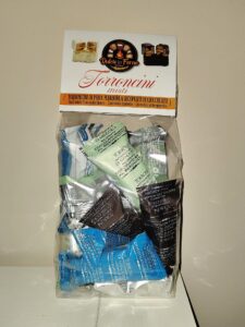 Torrone di pura mandorla